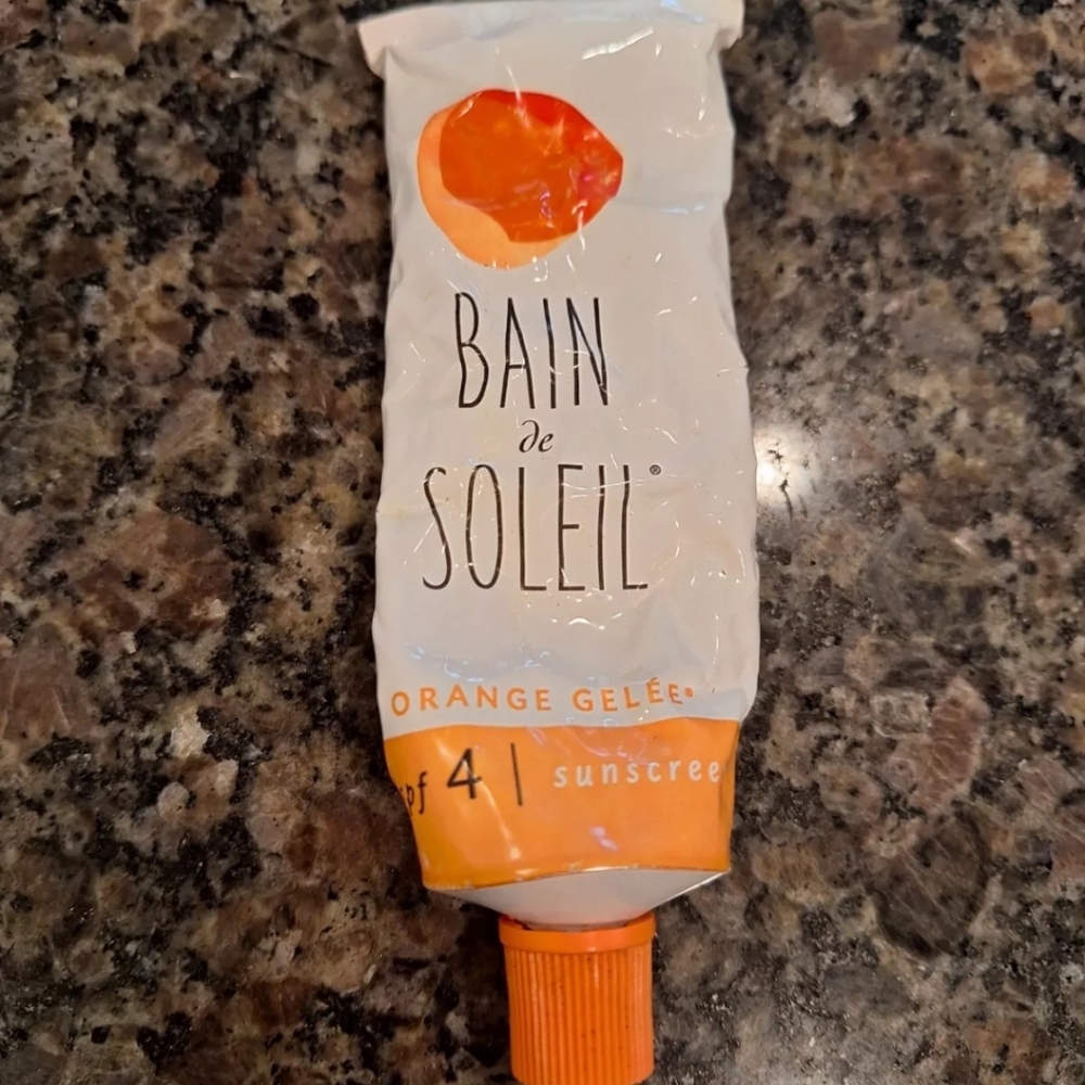 Bain De Soleil Orange Gelee SPF 4 Sunscreen 3.12 oz OPEN - NO BOX